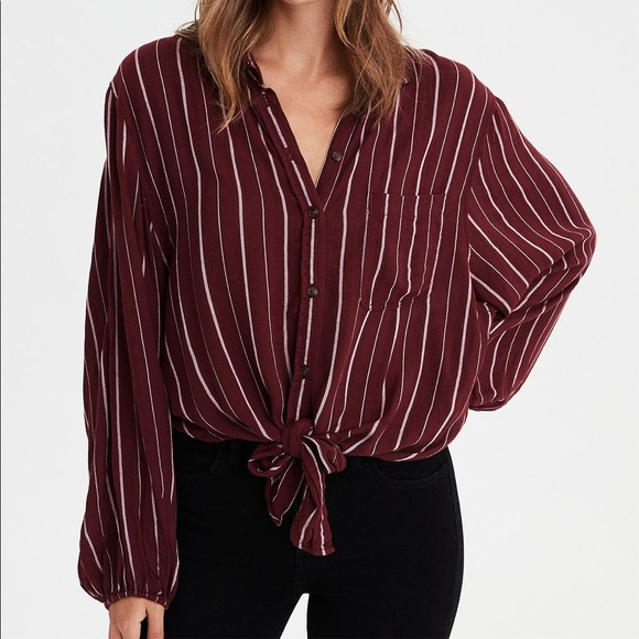 American Eagle Outfitters Tops - EUC AEO long sleeve tie front top